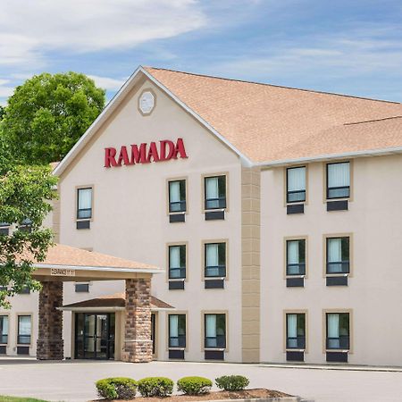 Ramada By Wyndham Strasburg Dover Екстер'єр фото