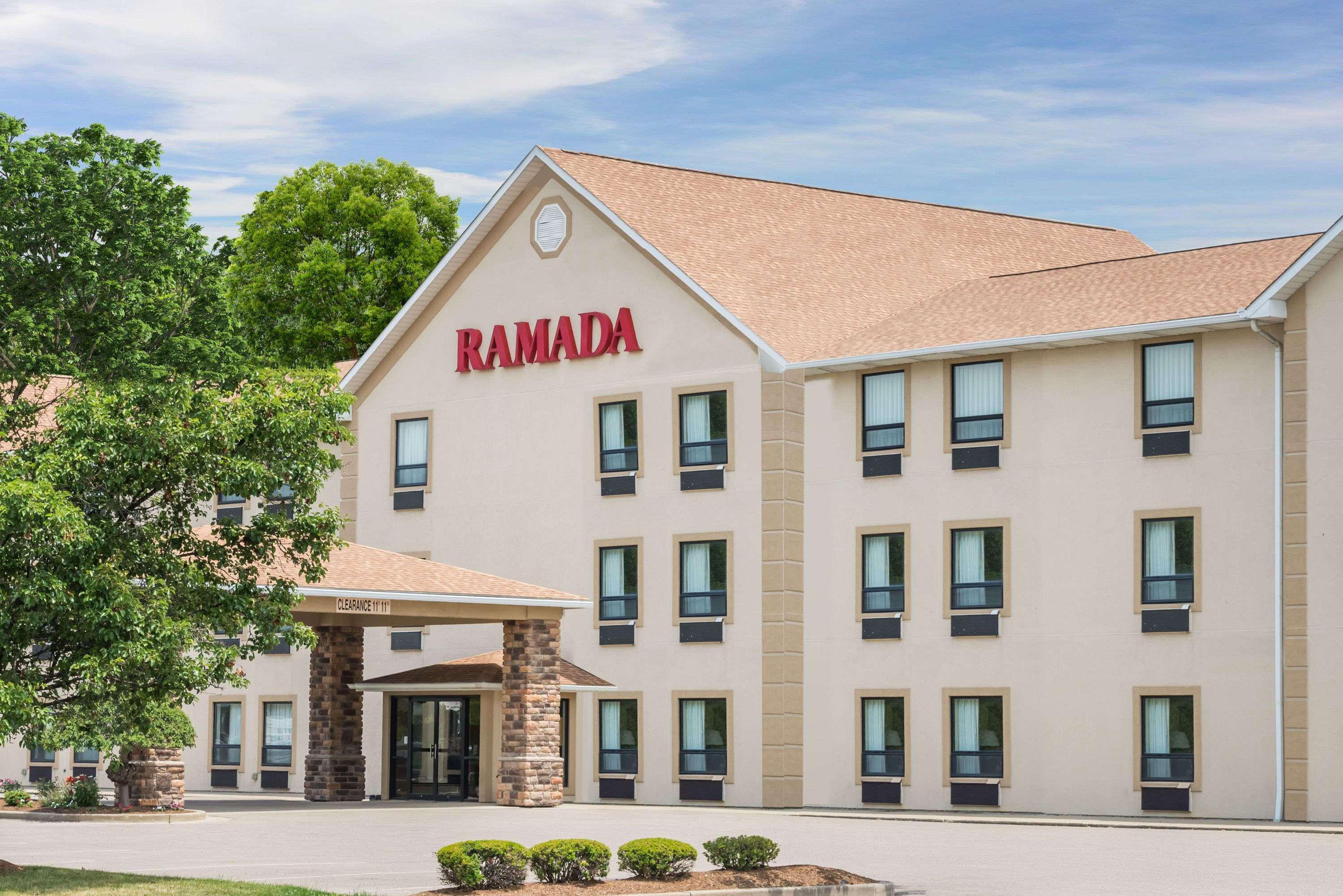 Ramada By Wyndham Strasburg Dover Екстер'єр фото
